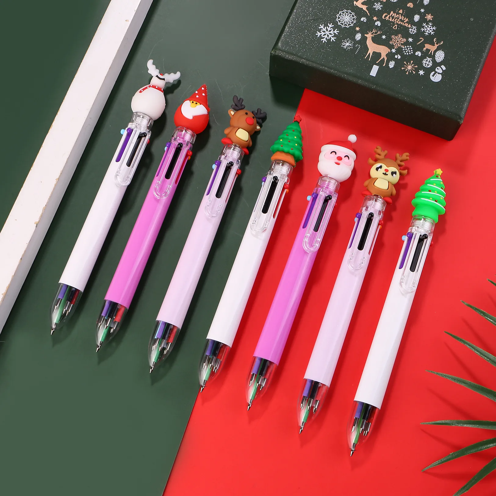 7шт Коледна 6-цветен Прибиращ химикалка писалка Cartoony Дядо Коледа Лосове Многоцветни химикалки Офис и Училищни консумативи, Подаръци