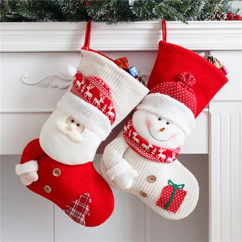 Голяма червено-бяла Вязаный Коледен Отглеждане на Дядо Коледа Интериор за камината Чорапи Коледни Подаръчни Пакети Титуляр за шоколадови бонбони, декорация за дома