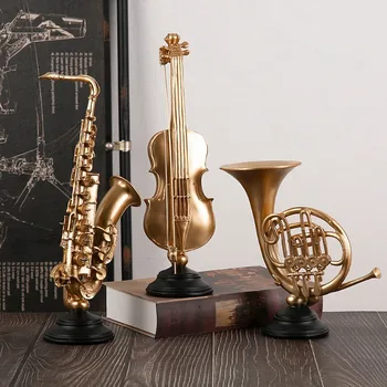 Европейски стил Лесен Луксозен инструмент, Цигулка, Саксофон Тръба Музикални и Артистични декорации от смола Украса модели офис хол