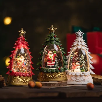 Коледна украса на Коледни елхи нощни светлини творческа обстановка на работния плот Празнична атмосфера Маслени лампи Коледни подаръци
